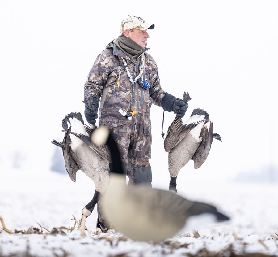 Hardcore Late Season Goose Hero A Snow Field Mobile